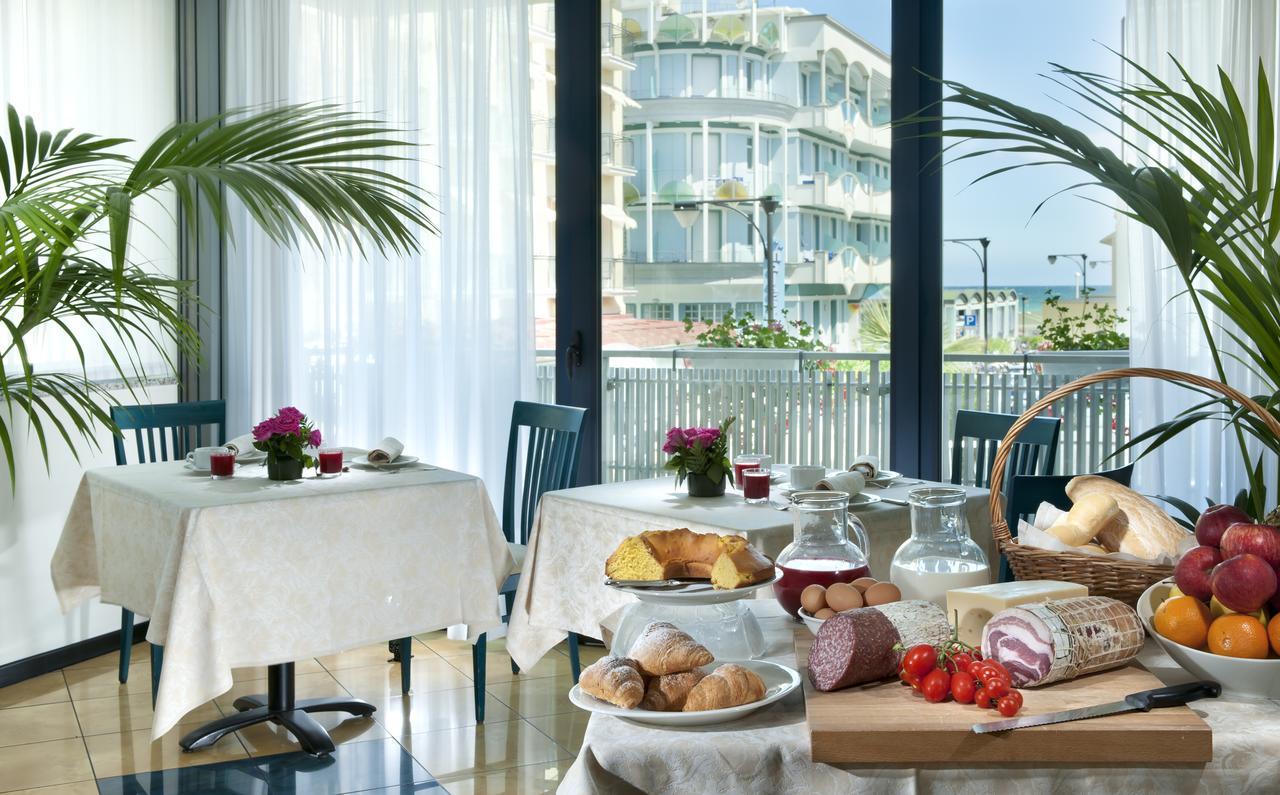 Hotel Gabbiano Cattolica Esterno foto