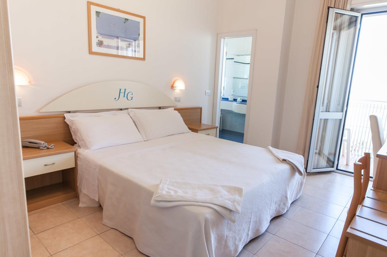 Hotel Gabbiano Cattolica Esterno foto